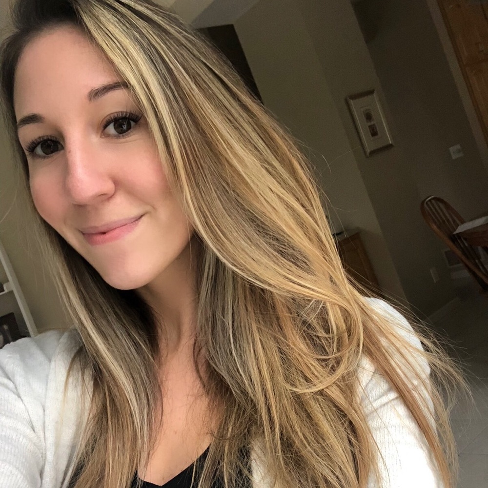 Meet your Posher, Emily